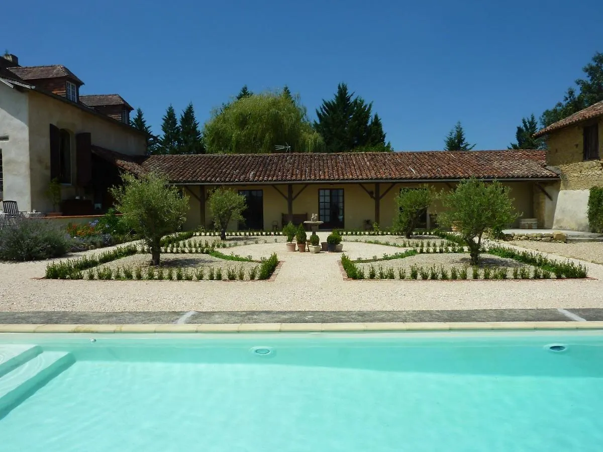 Garderes Hotel Monlezun 0*,
